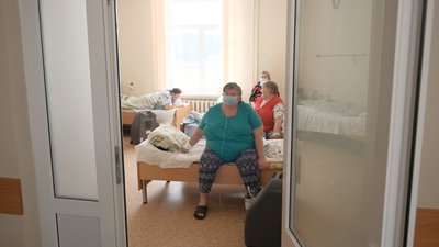 "Третя хвиля коронавірусу в рази важча за попередню". Як боряться з COVID-19 у калинівській ЦРЛ "Третя хвиля коронавірусу в рази важча за попередню". Як боряться з COVID-19 у калинівській ЦРЛ