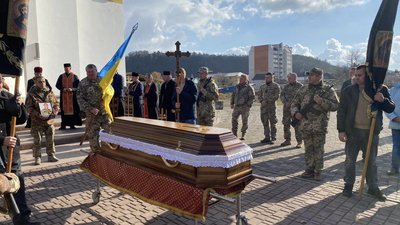 Прощання з військовим