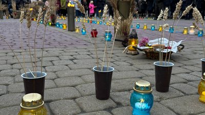 Лампадки, листопад 2023, Тернопіль Лампадки, листопад 2023, Тернопіль