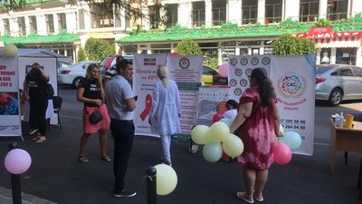 В Одесі пройшла акція протидії ВІЛ-інфекції та гепатиту В Одесі пройшла акція протидії ВІЛ-інфекції та гепатиту