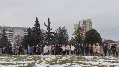 Ужгородці зробили ланцюг єдності