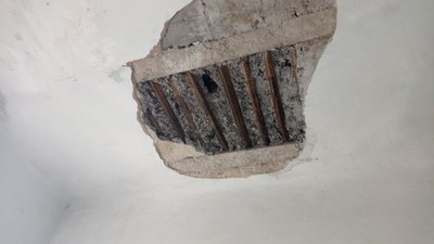 У Лебедині мешканці не можуть повернутися до своїх пошкоджених квартир У Лебедині мешканці не можуть повернутися до своїх пошкоджених квартир