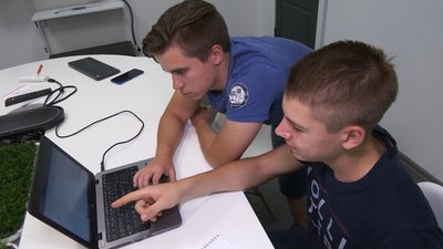 У Черкасах створили додаток для зручного тестування студентів У Черкасах створили додаток для зручного тестування студентів