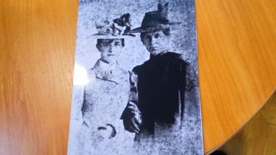 У Кропивницькому до 150-річчя Лесі Українки зібрали документи і фотографії про її життя та творчість У Кропивницькому до 150-річчя Лесі Українки зібрали документи і фотографії про її життя та творчість