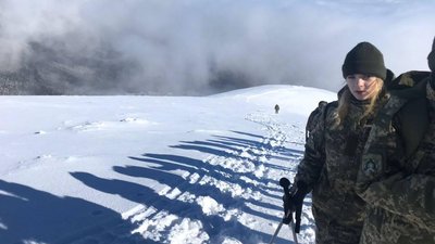 Курсанти з Тернопільщини до Дня Героїв Небесної Сотні піднялися на Говерлу Курсанти з Тернопільщини до Дня Героїв Небесної Сотні піднялися на Говерлу
