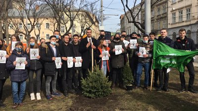 На Львівщині планують висадити понад 200 тисяч дерев На Львівщині планують висадити понад 200 тисяч дерев