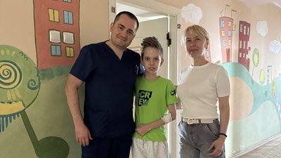 У центрі — 14-річний пацієнт Павло
