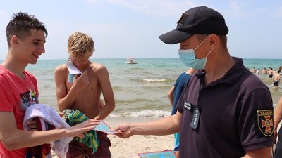 Двоє людей загинули на воді на Херсонщині. Рятувальники радять не нехтувати правилами безпеки Двоє людей загинули на воді на Херсонщині. Рятувальники радять не нехтувати правилами безпеки