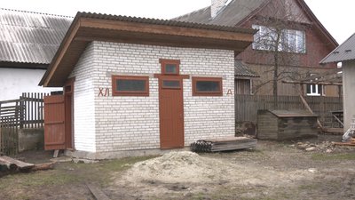 Єдина в громаді: у школі села Поляниця ніяк не облаштують внутрішню шкільну вбиральню