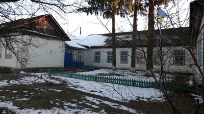 Актова зала, більярд та теніс: у селі Шаболтасівка на Чернігівщині із закритої школи роблять сільський клуб Актова зала, більярд та теніс: у селі Шаболтасівка на Чернігівщині із закритої школи роблять сільський клуб