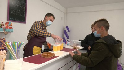 Із фронту повернувся з собакою: черкаський доброволець пригадав дні на війні Із фронту повернувся з собакою: черкаський доброволець пригадав дні на війні