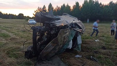 На Рівненщині у ДТП травмувалася сім'я. Батько – в комі На Рівненщині у ДТП травмувалася сім'я. Батько – в комі