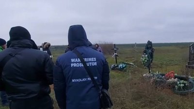 На деокупованій території Миколаївщини ексгумували тіла семи цивільних — Нацполіція