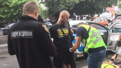 Наркоторговця метамфетаміном затримали в обласному центрі Закарпаття Наркоторговця метамфетаміном затримали в обласному центрі Закарпаття