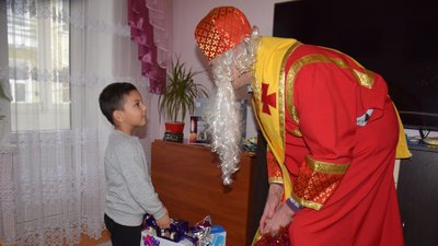 До дітей загиблих бійців з Тернопільщини прийшов святий Миколай До дітей загиблих бійців з Тернопільщини прийшов святий Миколай