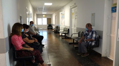 У Житомирі місцевій жительці з підозрою на коронавірус відмовили в госпіталізації в лікарню