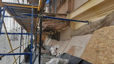 У Львові почали ремонтувати п’ять аварійних балконів У Львові почали ремонтувати п’ять аварійних балконів