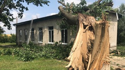 В громаді на Волині 20 людей звернулися в селищну раду за компенсацією через негоду В громаді на Волині 20 людей звернулися в селищну раду за компенсацією через негоду