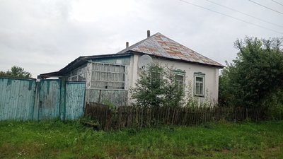 Як під постійними обстрілами росіян живе прикордонне село Старикове на Сумщині Як під постійними обстрілами росіян живе прикордонне село Старикове на Сумщині