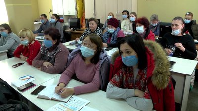 У Херсоні мобільні бригади, які займатимуться вакцинацією від COVID-19, отримали сертифікати У Херсоні мобільні бригади, які займатимуться вакцинацією від COVID-19, отримали сертифікати