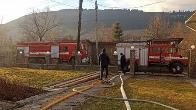 У Верховині на Івано-Франківщині під час пожежі травмувалася людина