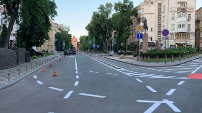 У Києві оновлюють розмітку доріг для транспорту і велосипедів. Де саме