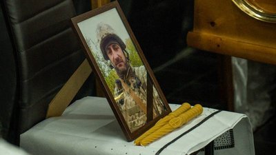 На Тернопільщині попрощалися із трьома військовослужбовцями