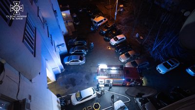 У Києві чоловік вистрибнув з вікна квартири на 14 поверсі під час пожежі