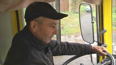 Волинянин перевозив військових на шкільному автобусі (?) Волинянин перевозив військових на шкільному автобусі (?)