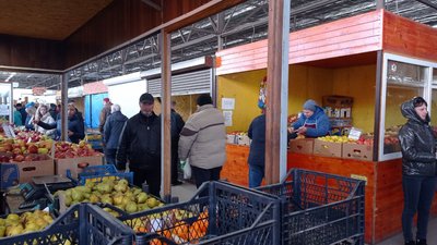 Ціни на товари першої необхідності контролюють у Сумах: яка ситуація на центральному ринку Ціни на товари першої необхідності контролюють у Сумах: яка ситуація на центральному ринку