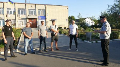 На Миколаївщині члени громадського формування та поліцейські патрулюватимуть разом На Миколаївщині члени громадського формування та поліцейські патрулюватимуть разом