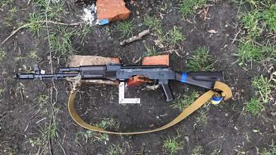 "Стріляв у повітря". У сумчанина вилучили автомат та боєприпаси
