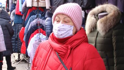 Продавчиня Людмила Плащенко Продавчиня Людмила Плащенко