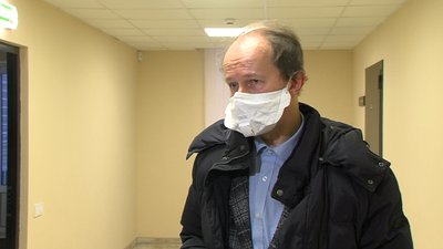 В суді продемонстрували відео обшуку квартири няні, яку звинувачують у смерті дитини В суді продемонстрували відео обшуку квартири няні, яку звинувачують у смерті дитини