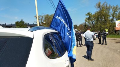 На Закарпатті ОПЗЖ влаштувала автопробіг до 9 травня На Закарпатті ОПЗЖ влаштувала автопробіг до 9 травня