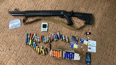 У Дніпрі викрили групу людей, яких підозрюють у вимаганні грошей з підприємців