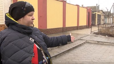 Ожеледиця у Херсоні: люди травмувалися на непосипаних тротуарах