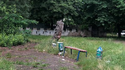 Облаштують інклюзивну карусель. У Чернівцях планують відремонтувати дитячий майданчик на Гравітоні Облаштують інклюзивну карусель. У Чернівцях планують відремонтувати дитячий майданчик на Гравітоні