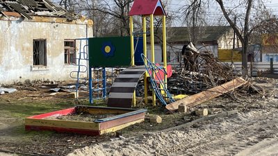 Замість двох корпусів – руїни. У Миколаєві планують відновити ліцей № 60 Замість двох корпусів – руїни. У Миколаєві планують відновити ліцей № 60