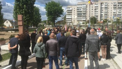 У Житомирі попрощалися з військовим 13 окремого десантно-штурмового батальйону Сергієм Яхимовичем У Житомирі попрощалися з військовим 13 окремого десантно-штурмового батальйону Сергієм Яхимовичем