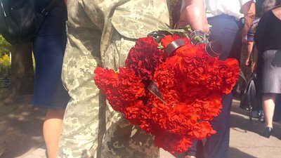 "Сказав: "Я не буду сидіти вдома". У Сумах прощалися з Романом Бородіним "Сказав: "Я не буду сидіти вдома". У Сумах прощалися з Романом Бородіним