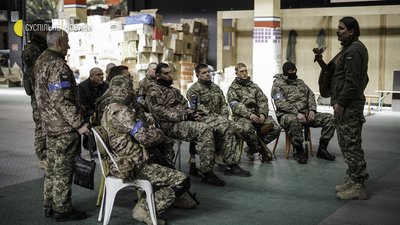 Прогулянка воєнним Києвом з Тарасом Компаніченком з "Хореї Козацької"