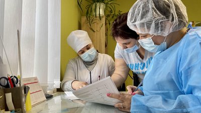 В інтернаті на Харківщині вакциною Pfizer щепили 247 людей В інтернаті на Харківщині вакциною Pfizer щепили 247 людей