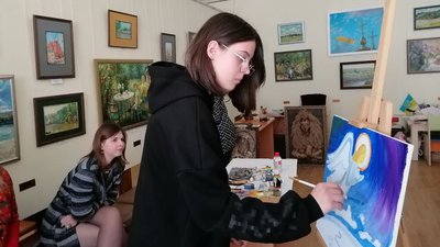 "Благовіщенський янгол". У Кропивницькому шестеро художників створили спільну картину до Великоднього аукціону "Благовіщенський янгол". У Кропивницькому шестеро художників створили спільну картину до Великоднього аукціону