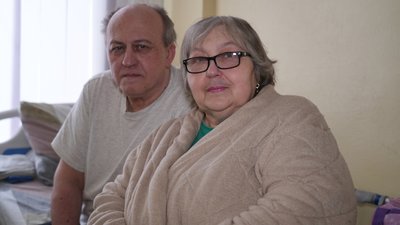 Місяць прожили у квартирі, в якій було +2°. До центру соцадаптації в Дніпрі евакуювали подружжя з Дружківки