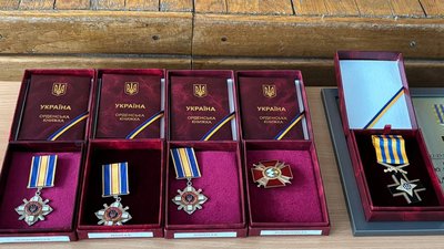 У Бердичеві п'ятьом родинам передали державні відзнаки загиблих захисників України