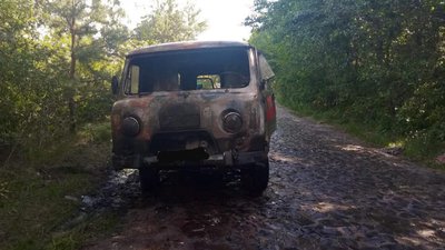 Міг загорітись ліс: на Рівненщині двічі за тиждень спалахували авто Міг загорітись ліс: на Рівненщині двічі за тиждень спалахували авто