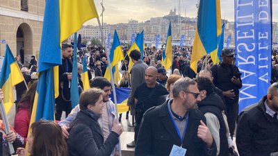 "Це в них поклик серця". Художник Віктор Орлі про французів, які допомагають Україні "Це в них поклик серця". Художник Віктор Орлі про французів, які допомагають Україні