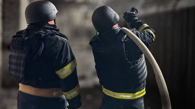 Працівники ДСНС