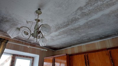 Досі не отримали ніякої допомоги: люди 8 місяців в очікуванні ремонту житла, яке пошкодила ракета на Лебединщині